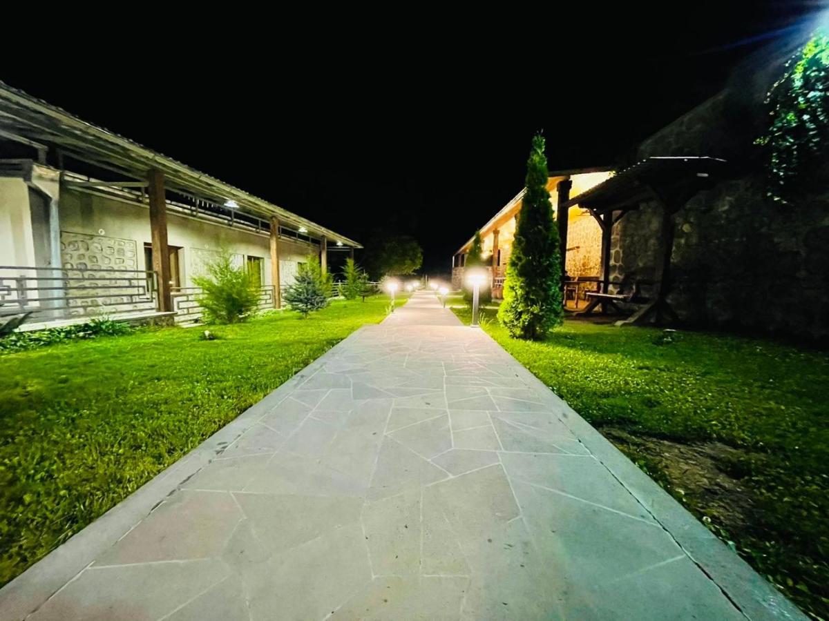 Lara Hotel Goris Zewnętrze zdjęcie