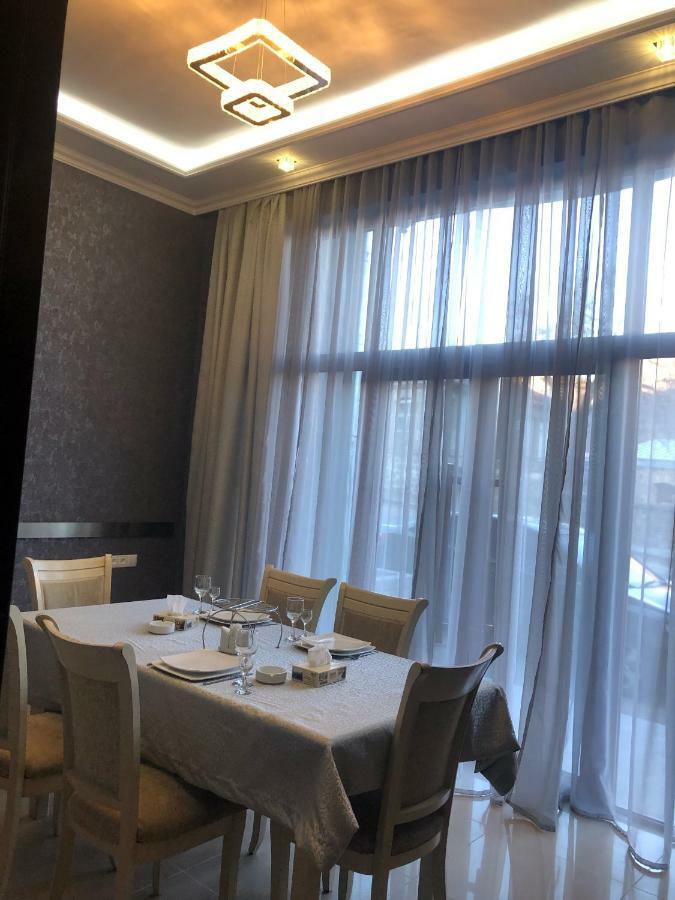 Lara Hotel Goris Zewnętrze zdjęcie