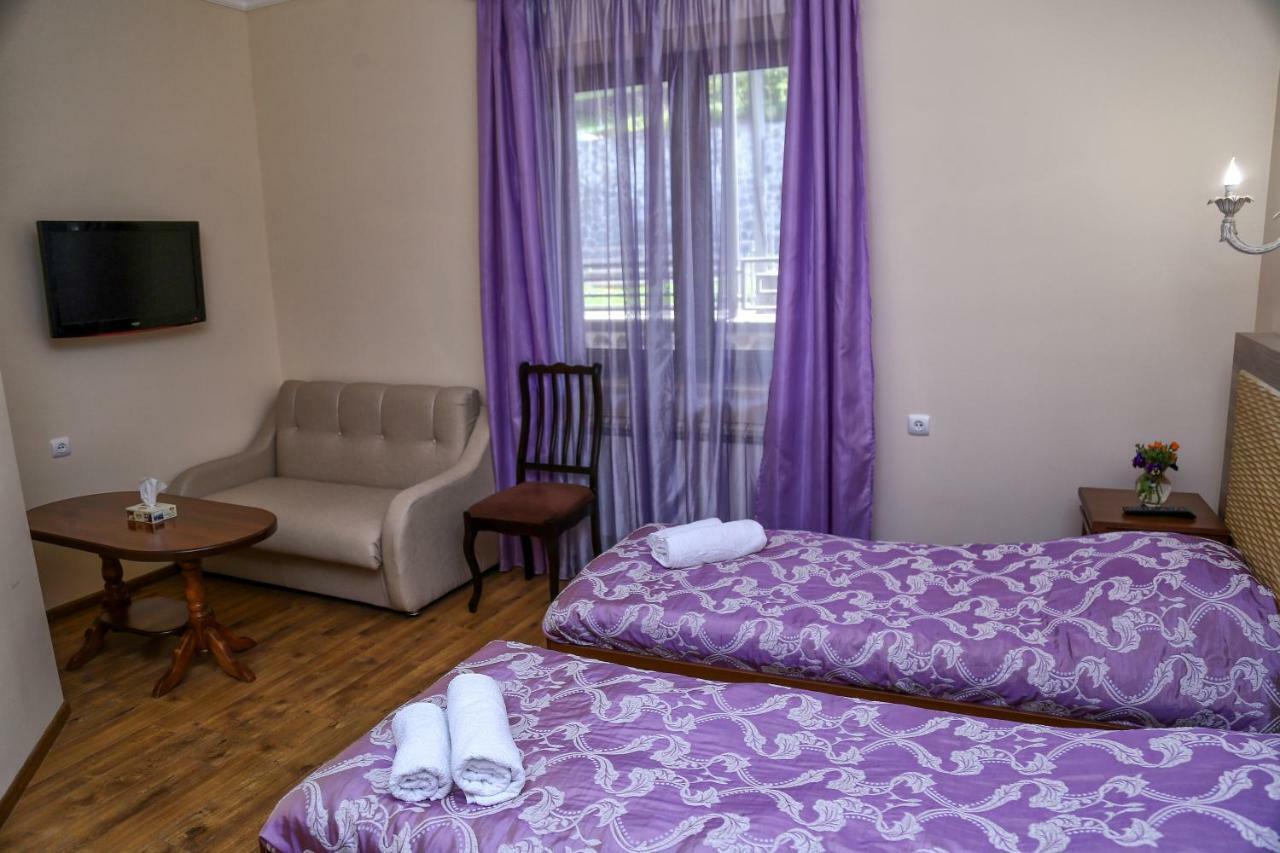Lara Hotel Goris Zewnętrze zdjęcie
