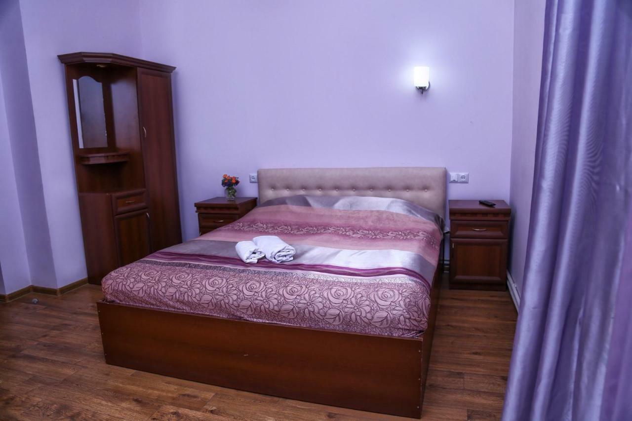 Lara Hotel Goris Zewnętrze zdjęcie